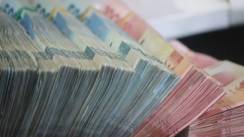 gaji karyawan bank jateng semua jabatan