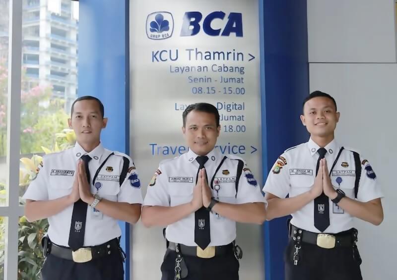 gaji satpam bank bca