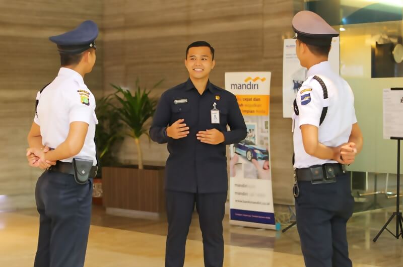 gaji satpam bank mandiri