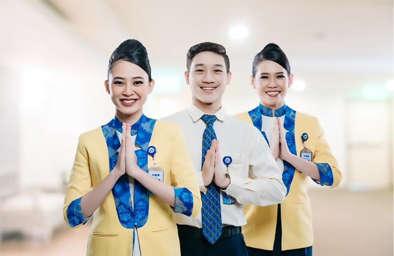 memperluas relasi di bank bca